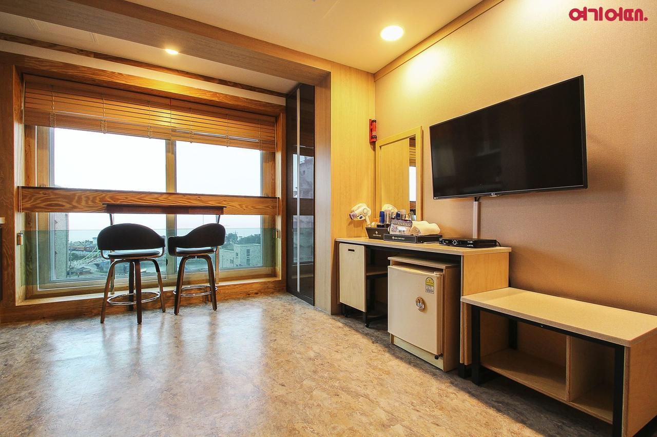 Hotel TopsVille Gangneung Esterno foto