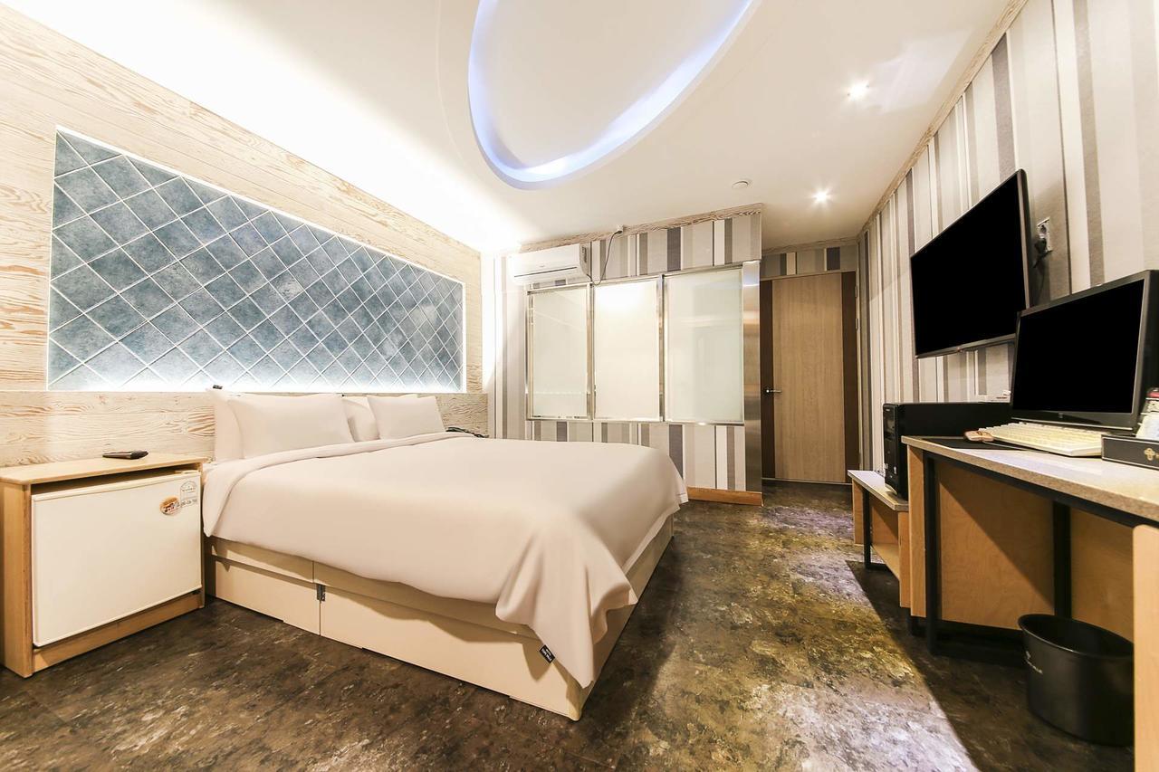 Hotel TopsVille Gangneung Esterno foto