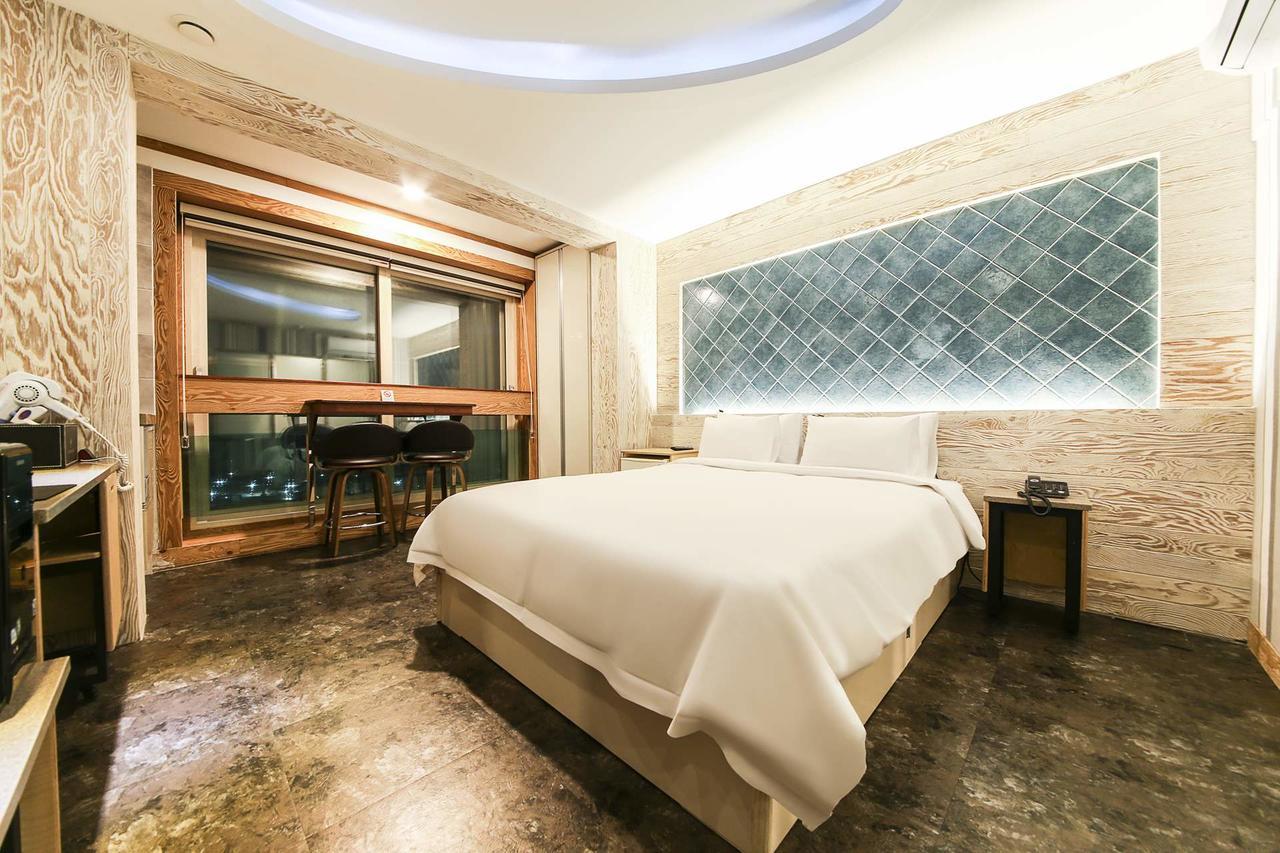 Hotel TopsVille Gangneung Esterno foto