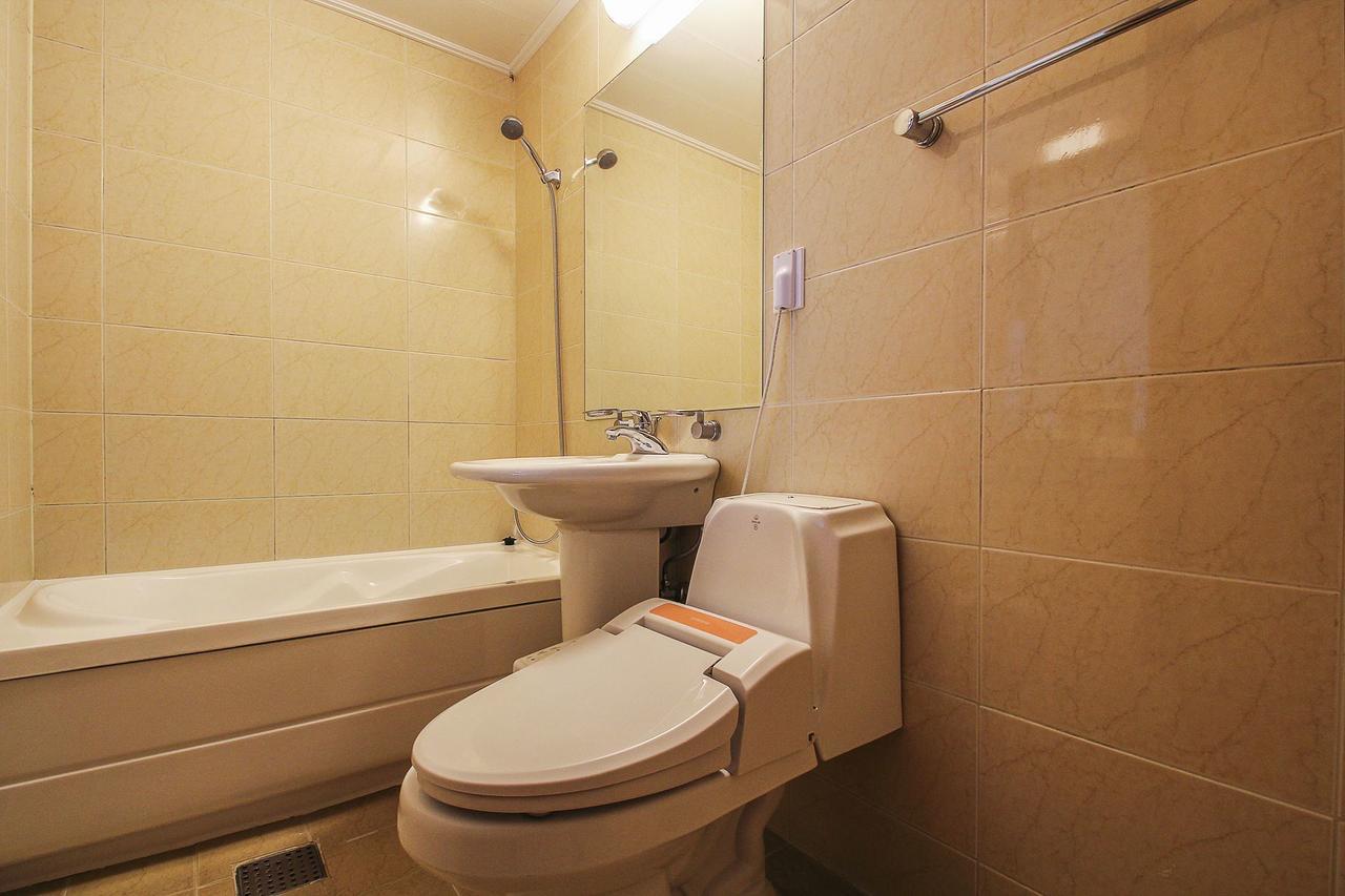 Hotel TopsVille Gangneung Esterno foto
