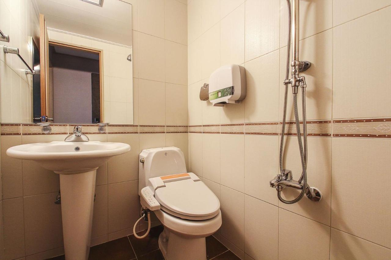 Hotel TopsVille Gangneung Esterno foto
